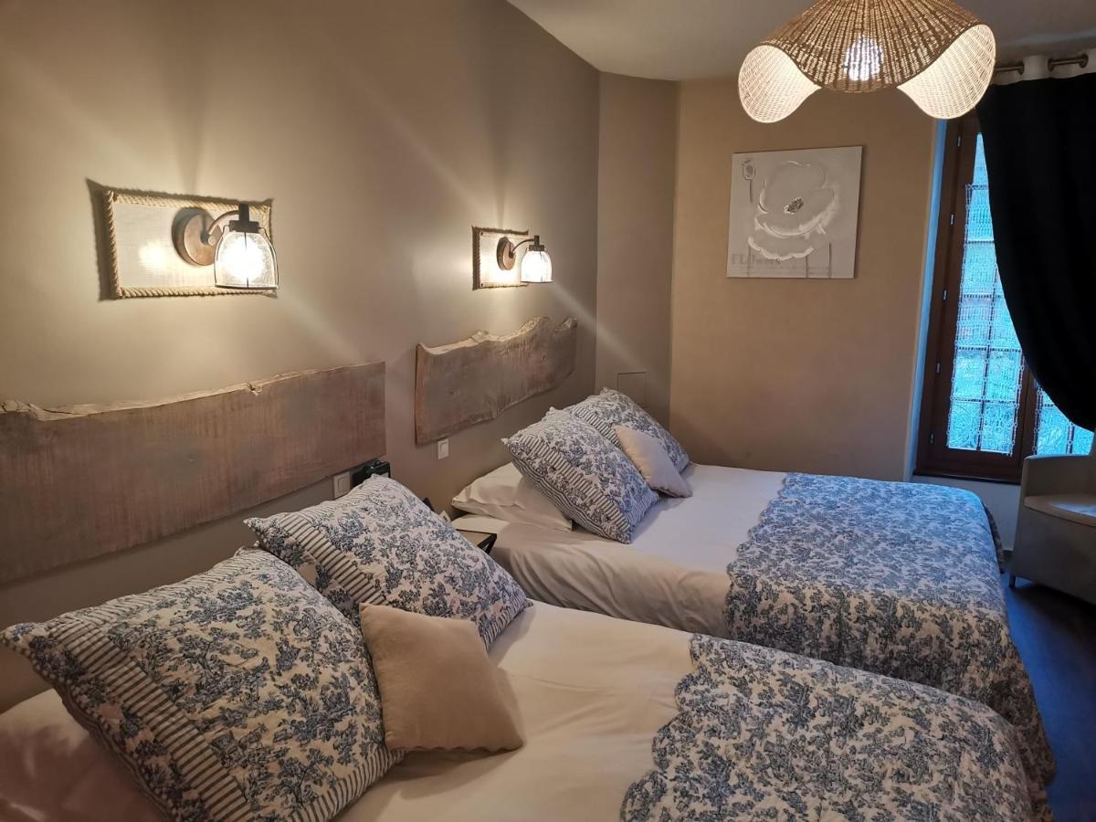 Logis Hotel-Restaurant Le Relais Hauterives Dış mekan fotoğraf