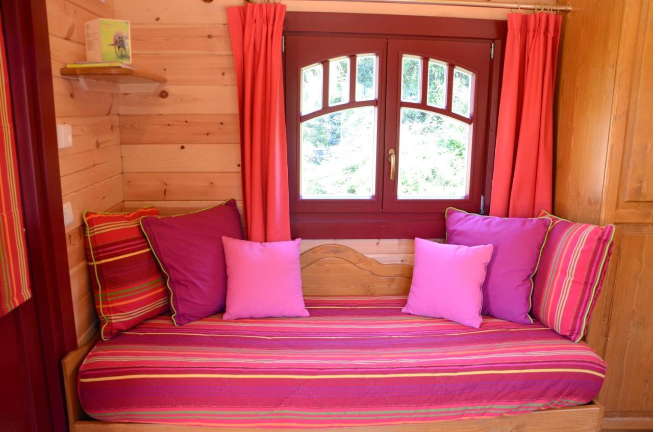 Logis Hotel-Restaurant Le Relais Hauterives Dış mekan fotoğraf