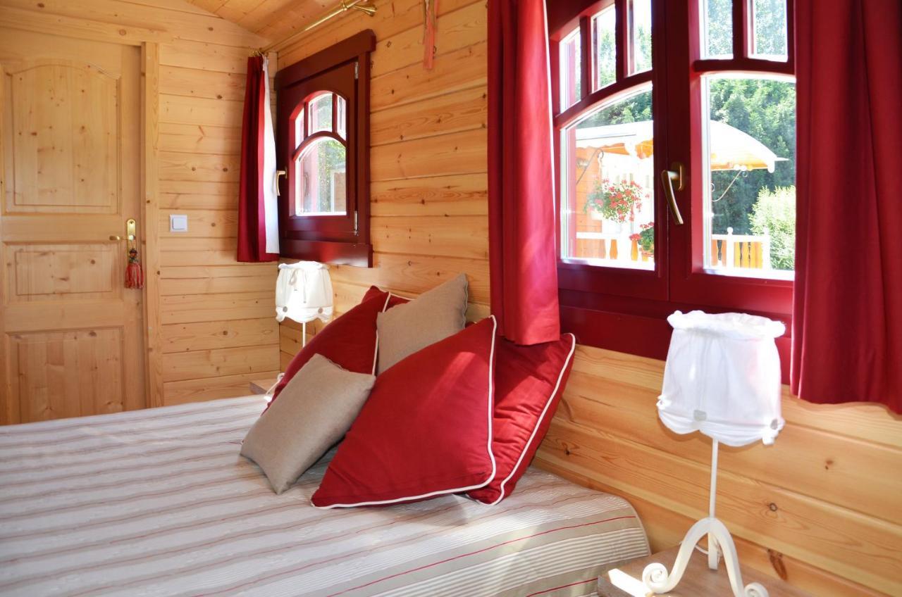Logis Hotel-Restaurant Le Relais Hauterives Dış mekan fotoğraf